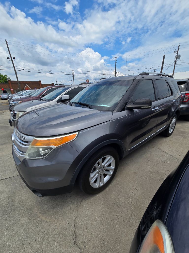 2013 Ford Explorer - $7,950
