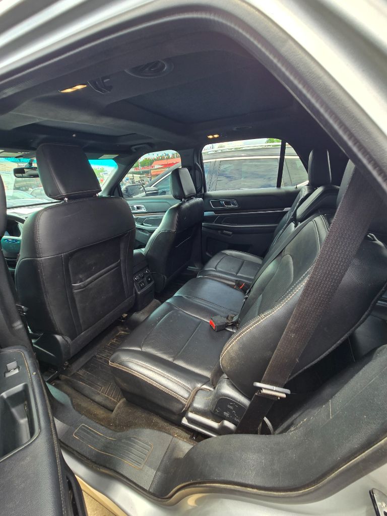 2018 Ford Explorer - $13,950