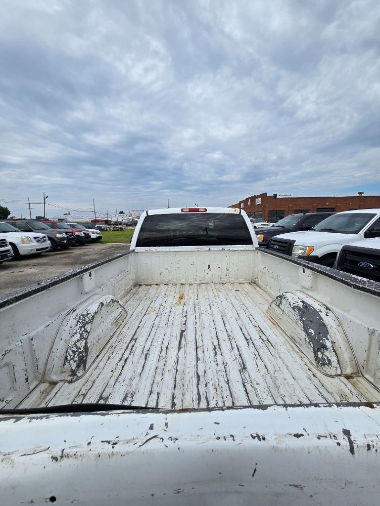 2006 Chevrolet Silverado - $7,950