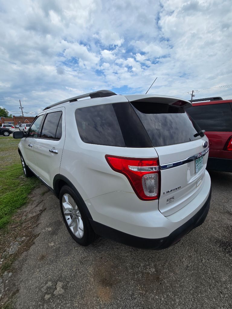 2011 Ford Explorer - $5,950
