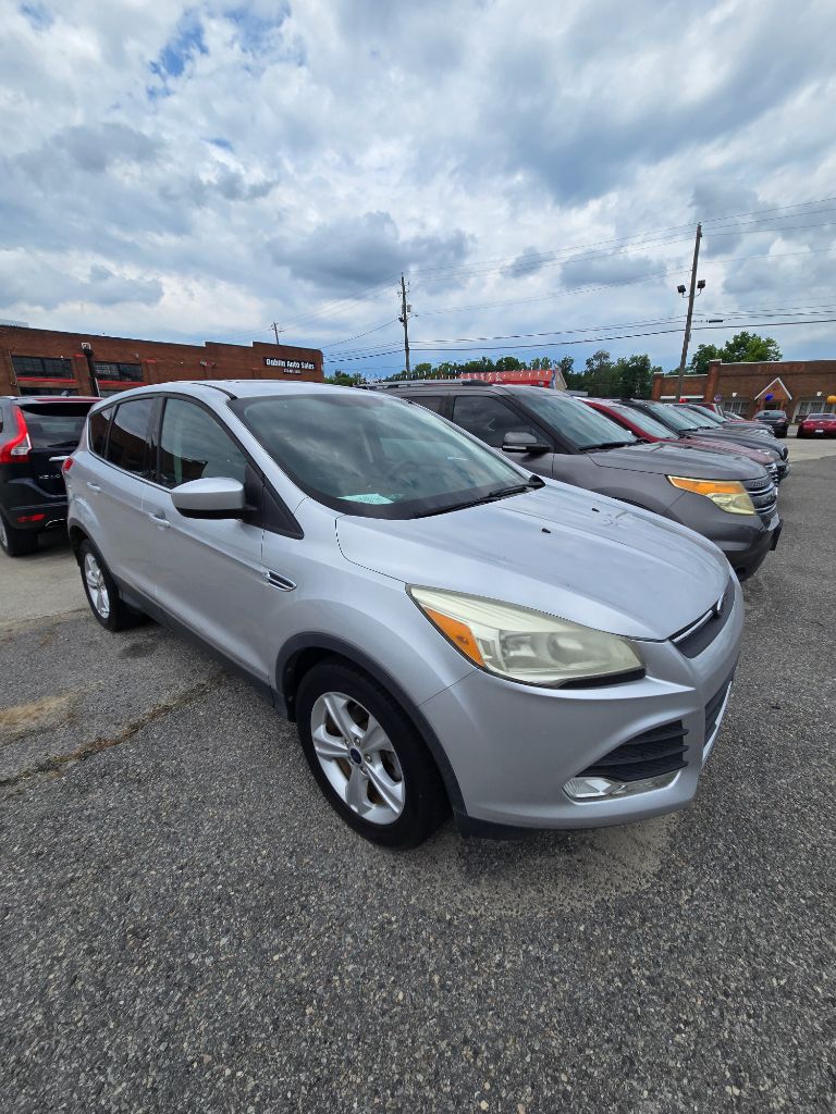 2014 Ford Escape - $10,950
