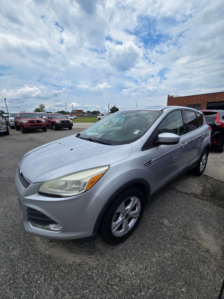 2014 Ford Escape - $10,950
