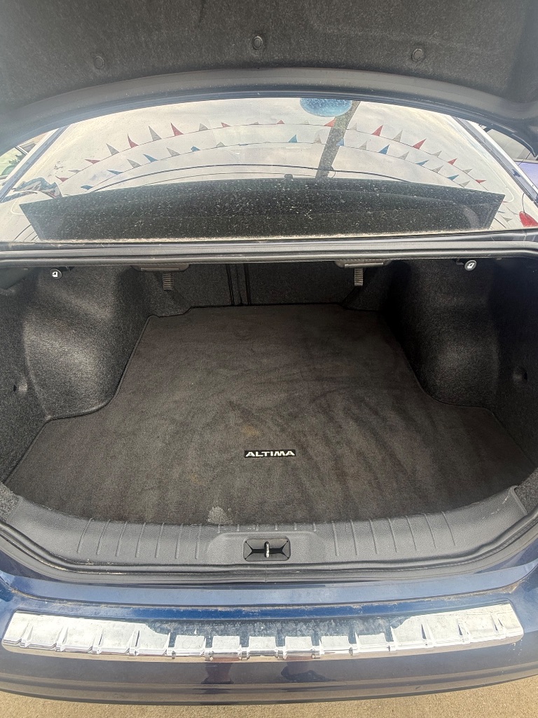 2023 Nissan Altima - $21,950