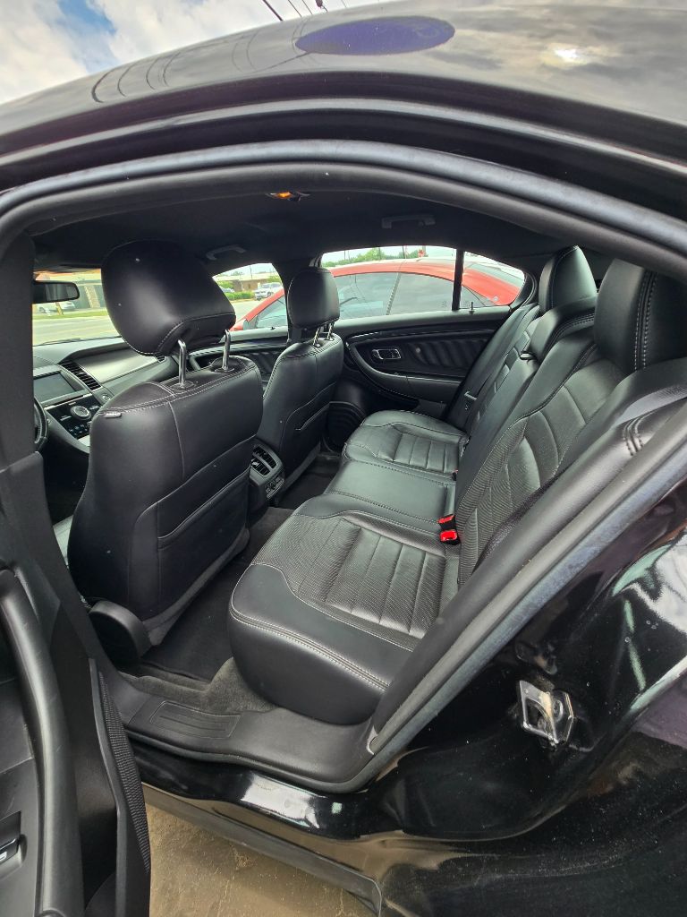 2013 Ford Taurus - $12,950