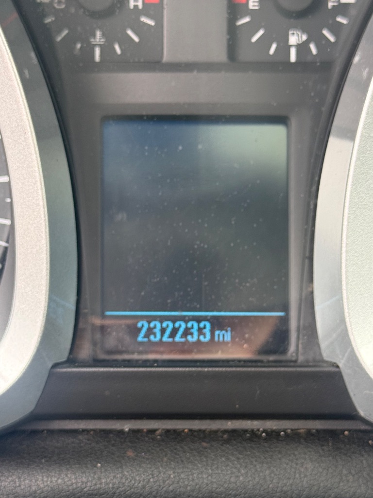 2013 Chevrolet Equinox - $5,950