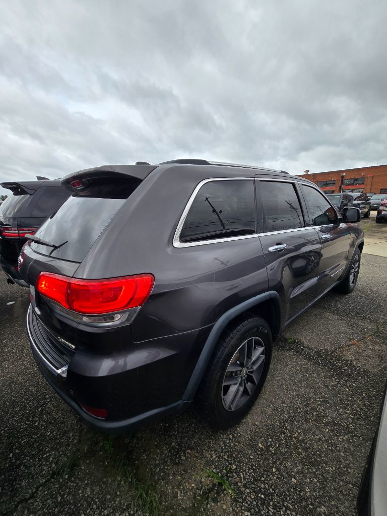 2017 Jeep Cherokee - $11,950