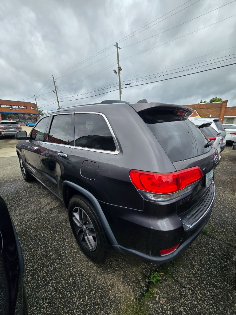 2017 Jeep Cherokee - $11,950