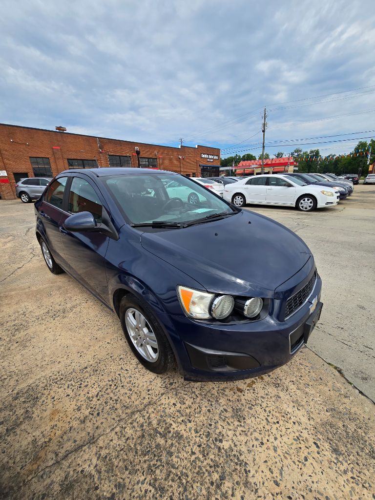 2015 Chevrolet Sonic - $6,950