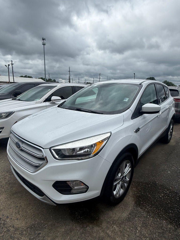2019 Ford Escape - $13,950