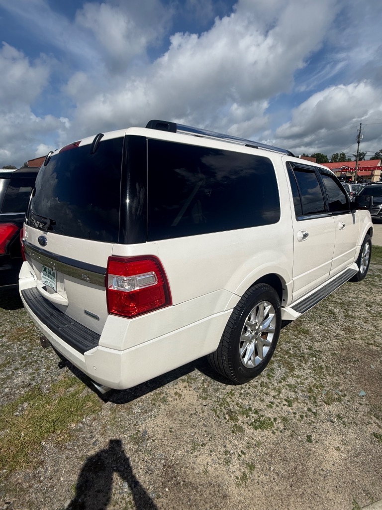 2017 Ford Expedition - $10,950