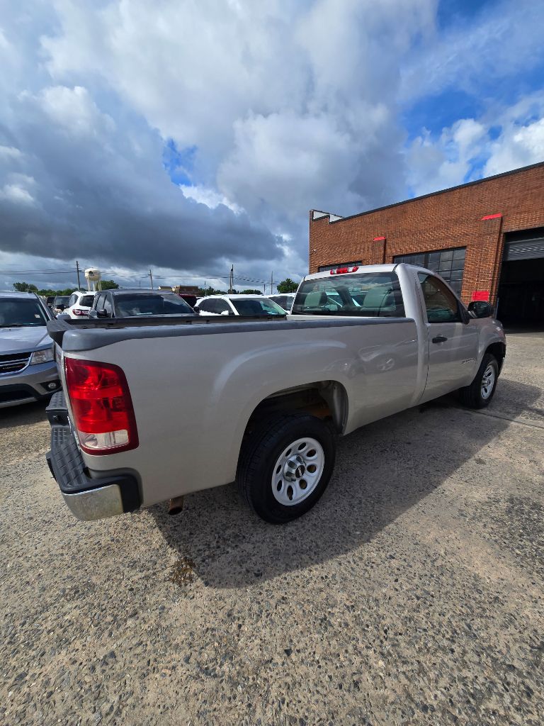 2008 GMC Sierra - $7,950