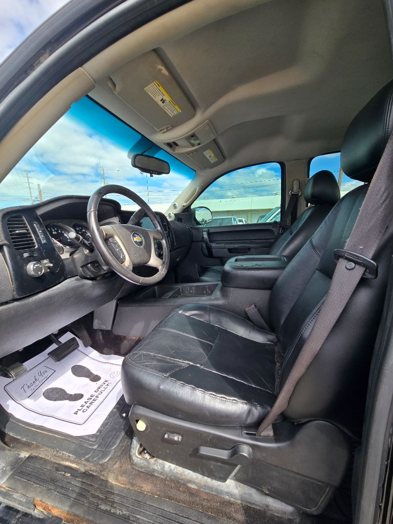 2010 Chevrolet Silverado - $6,950