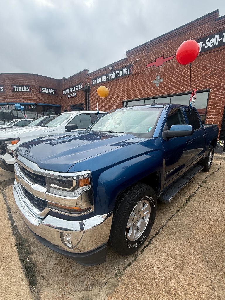 2018 Chevrolet Silverado - $17,950