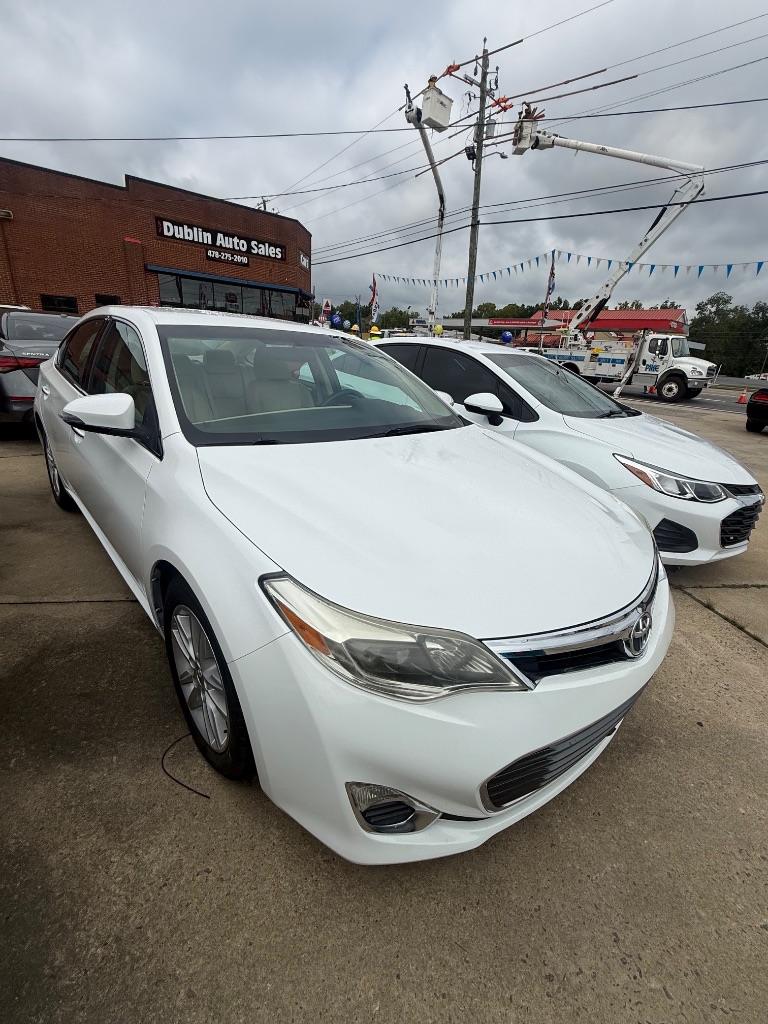 2014 Toyota Avalon - $12,950