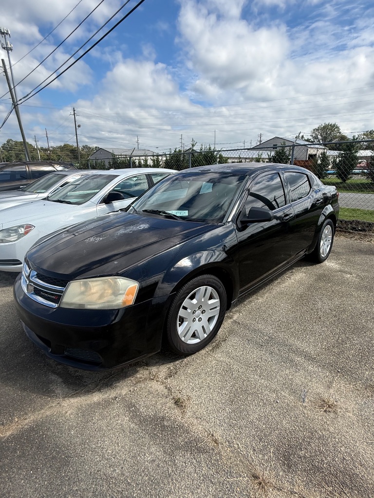 2013 Dodge Avenger - $3,950