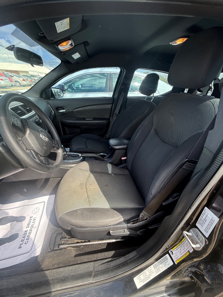 2013 Dodge Avenger - $3,950