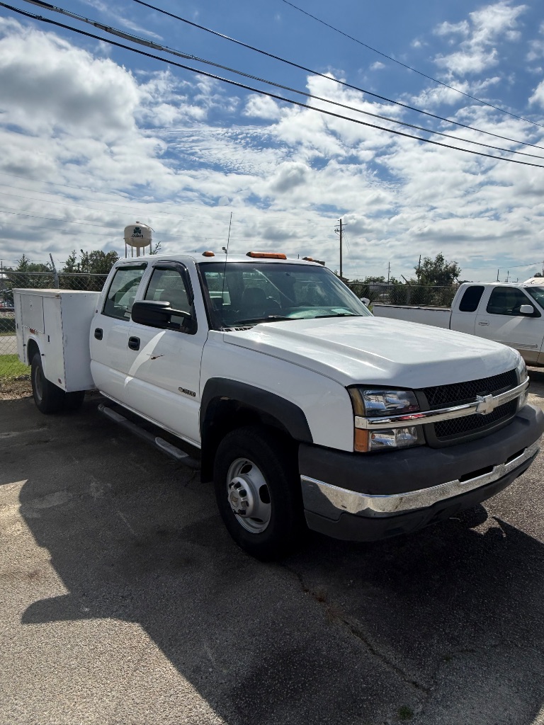 2005 Chevrolet Silverado - $7,950