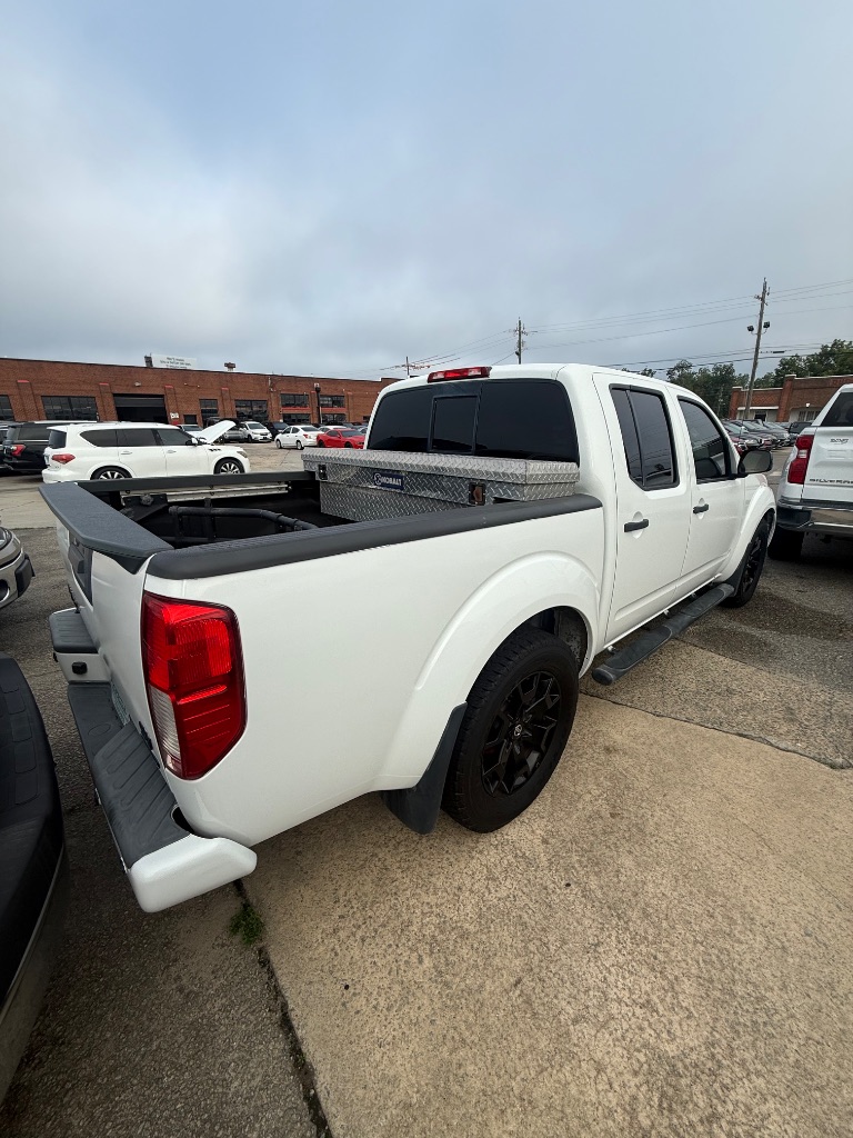 2018 Nissan Frontier - $11,950