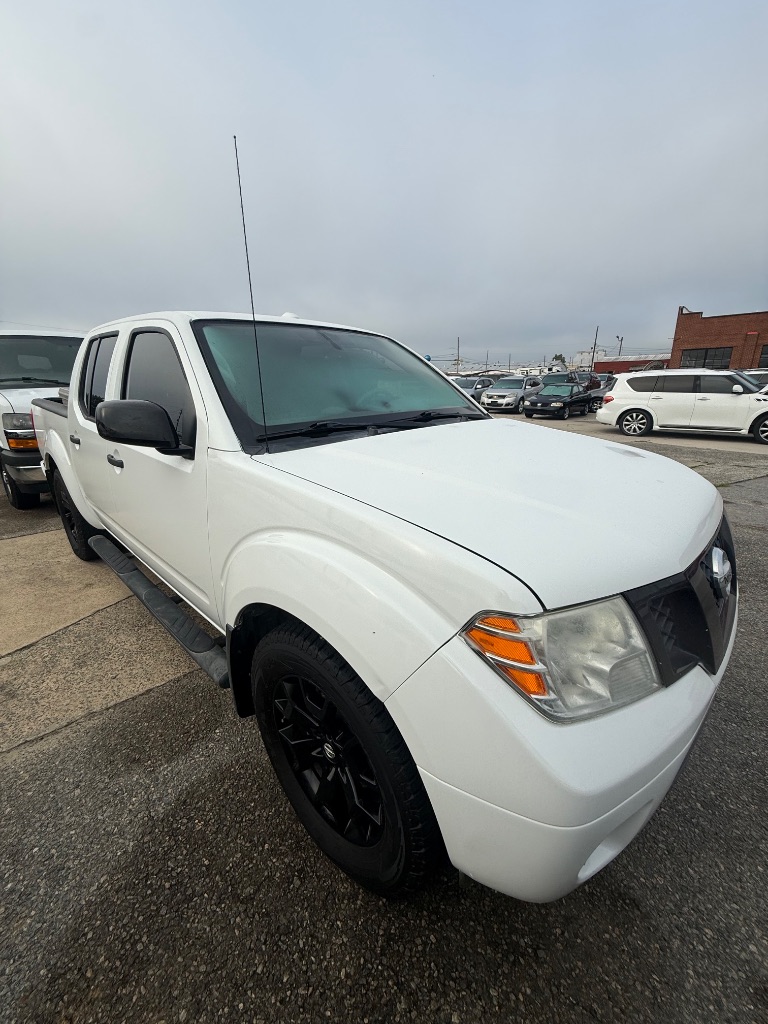 2018 Nissan Frontier - $11,950