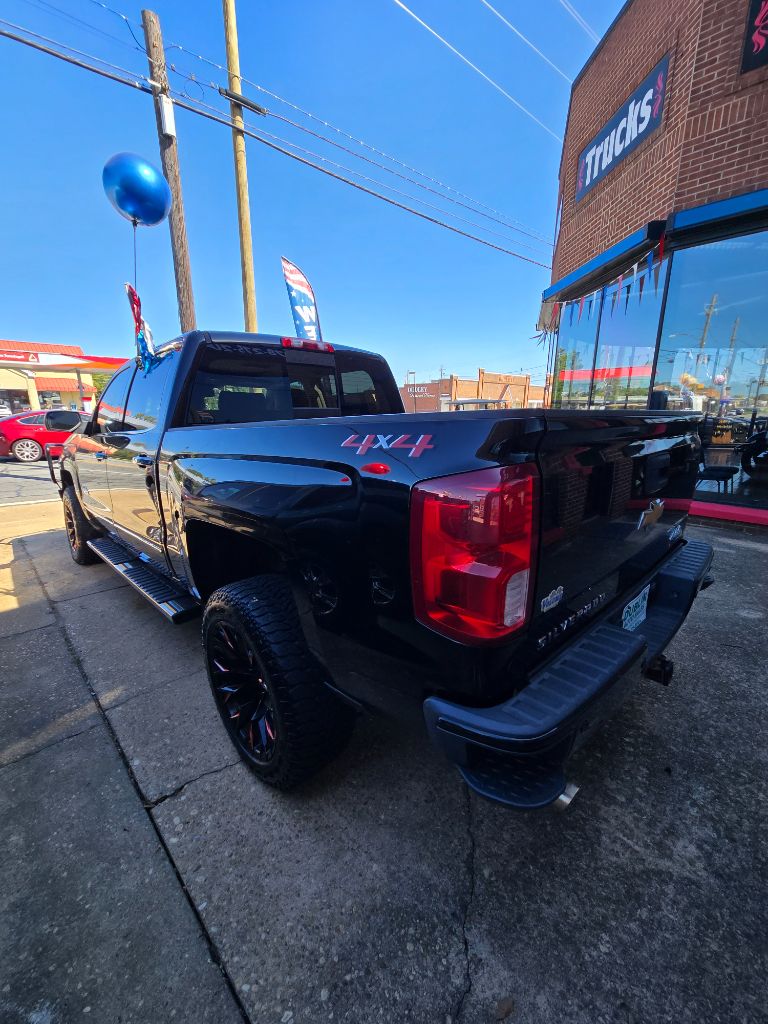 2018 Chevrolet Silverado - $19,950