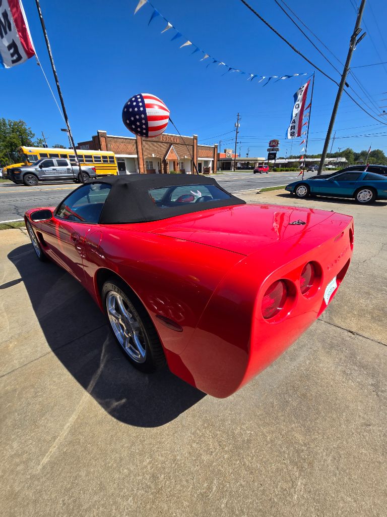 2000 Chevrolet Corvette - $18,950
