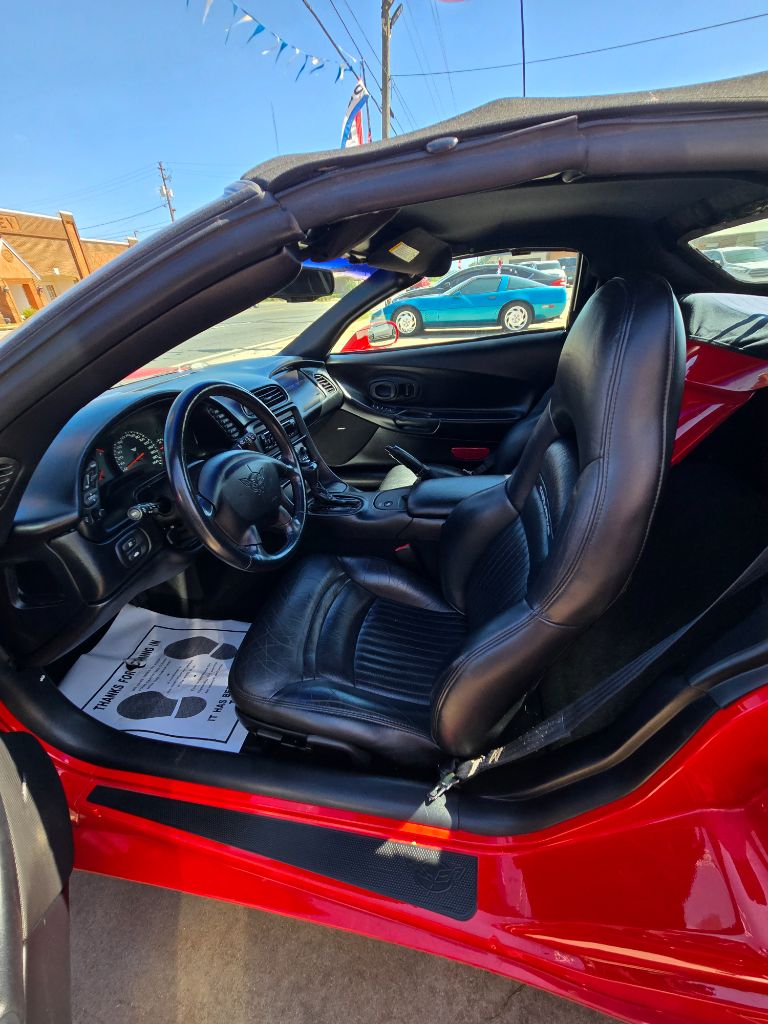 2000 Chevrolet Corvette - $18,950