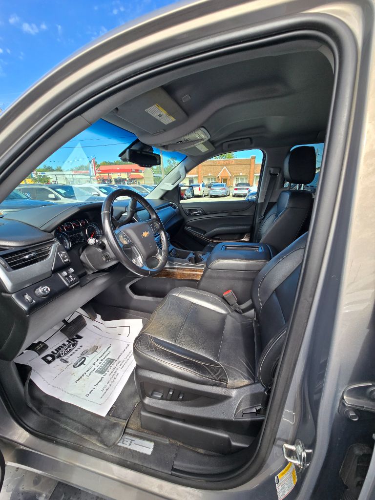 2019 Chevrolet Suburban - $13,950