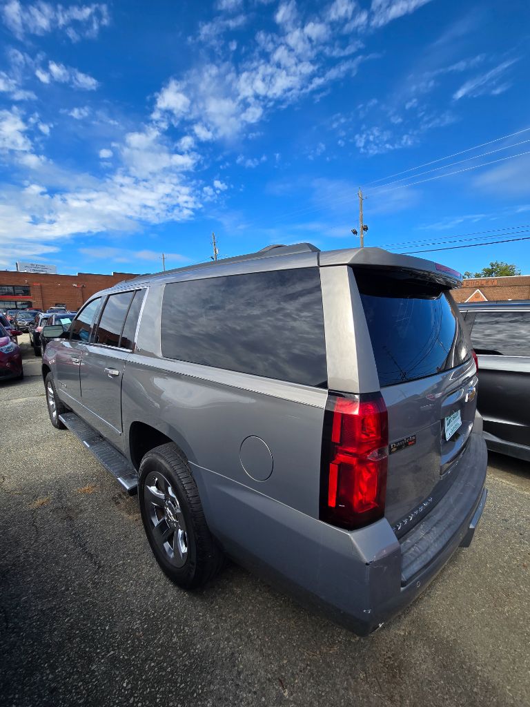 2019 Chevrolet Suburban - $13,950