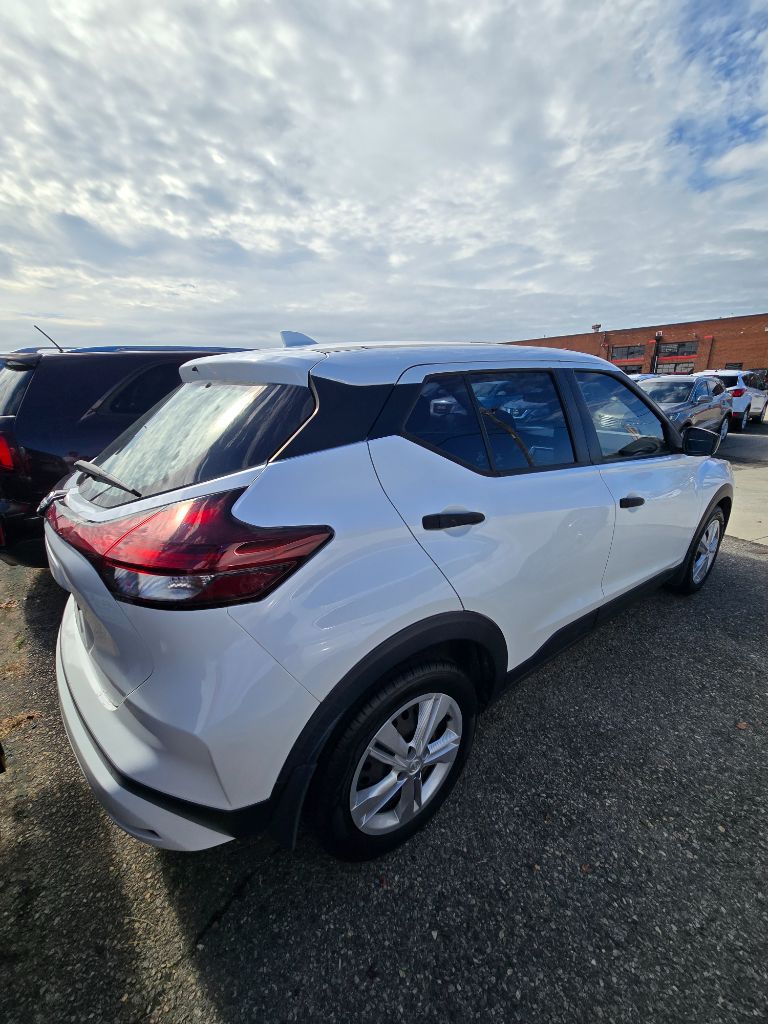 2024 Nissan Kicks - $15,950