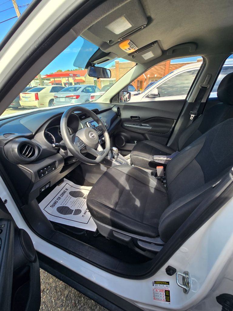 2024 Nissan Kicks - $15,950