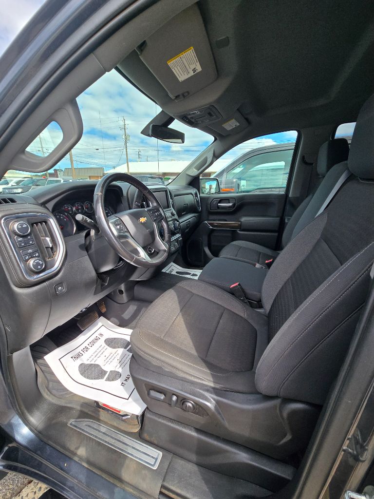 2021 Chevrolet Silverado - $26,950