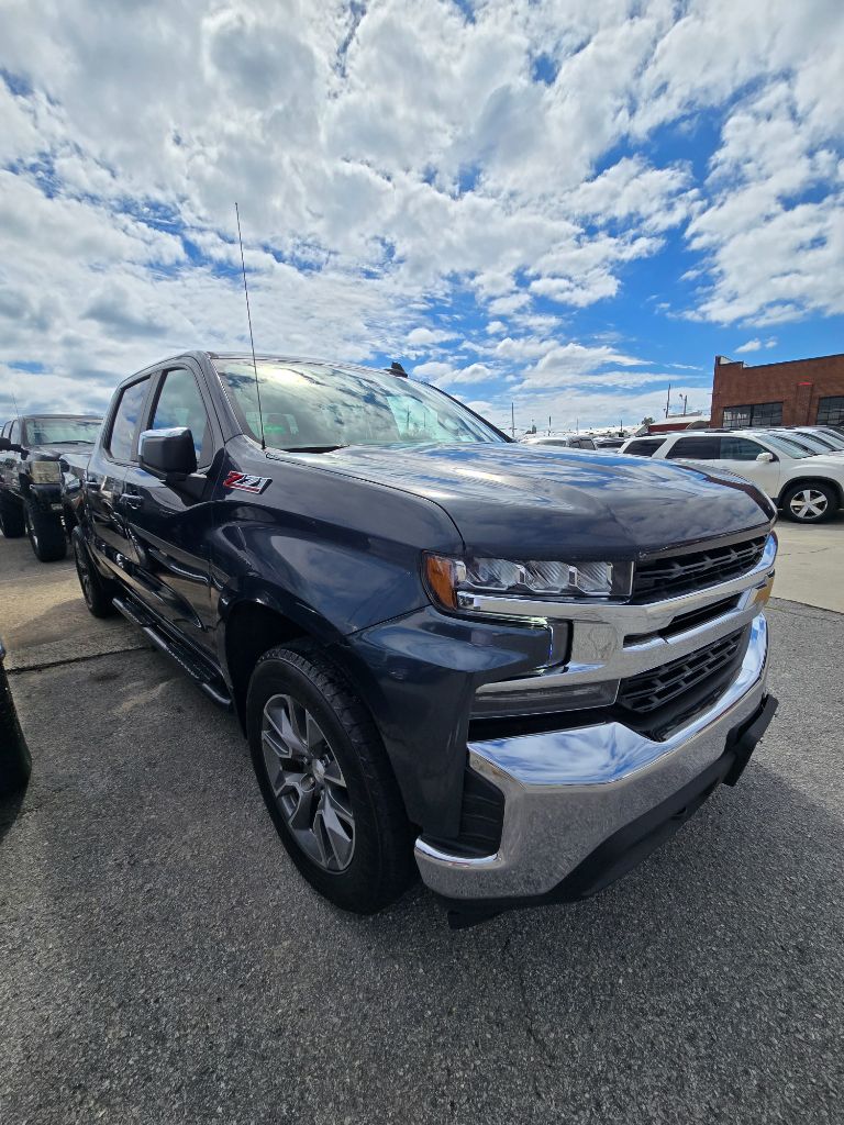 2021 Chevrolet Silverado - $26,950