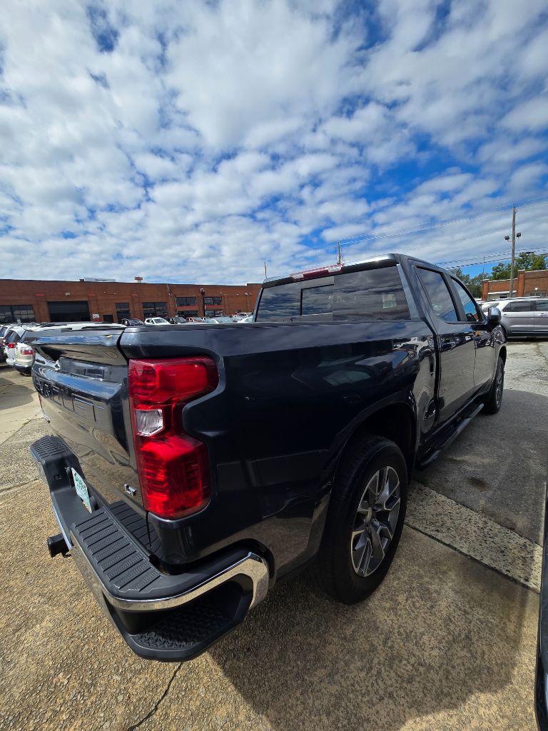 2021 Chevrolet Silverado - $26,950