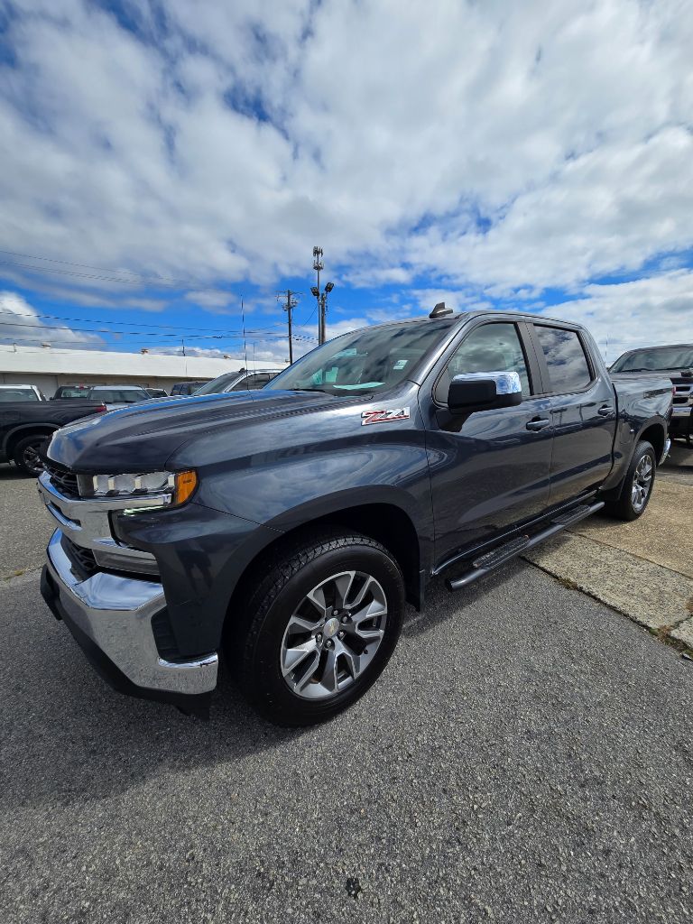 2021 Chevrolet Silverado - $26,950