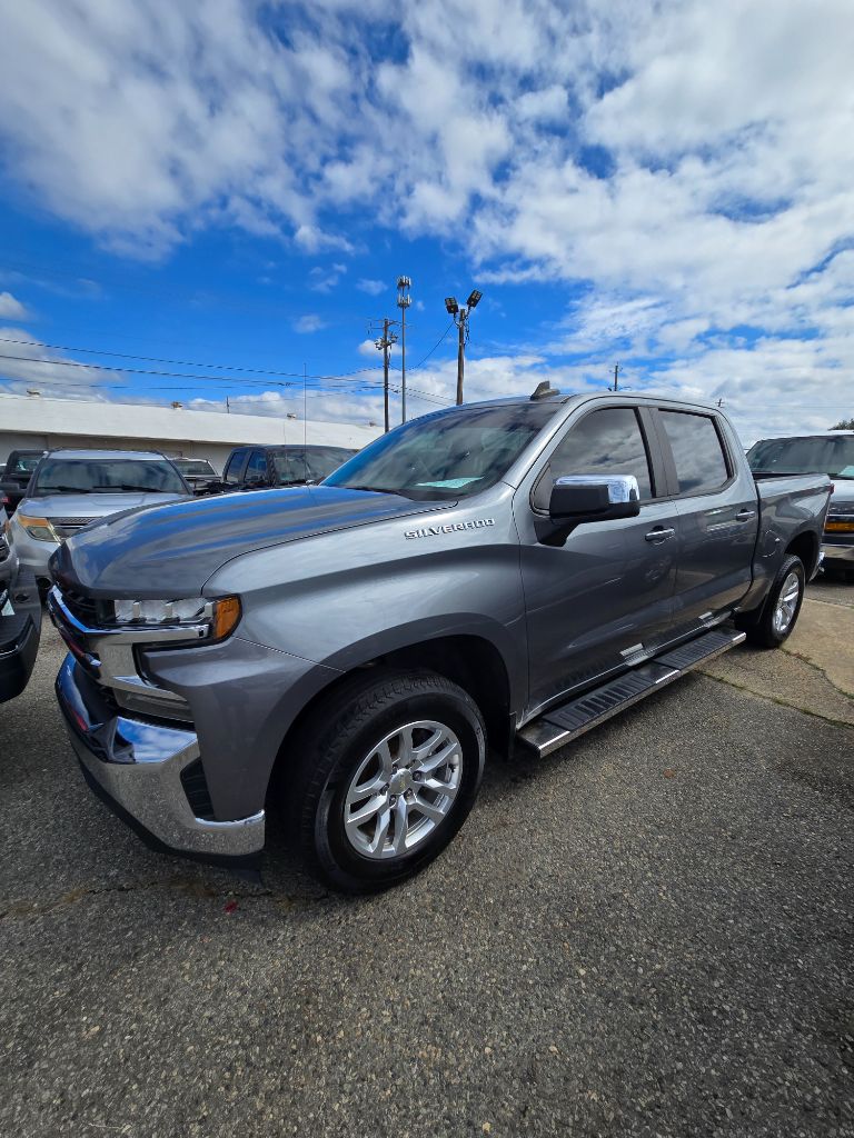 2019 Chevrolet Silverado - $20,950