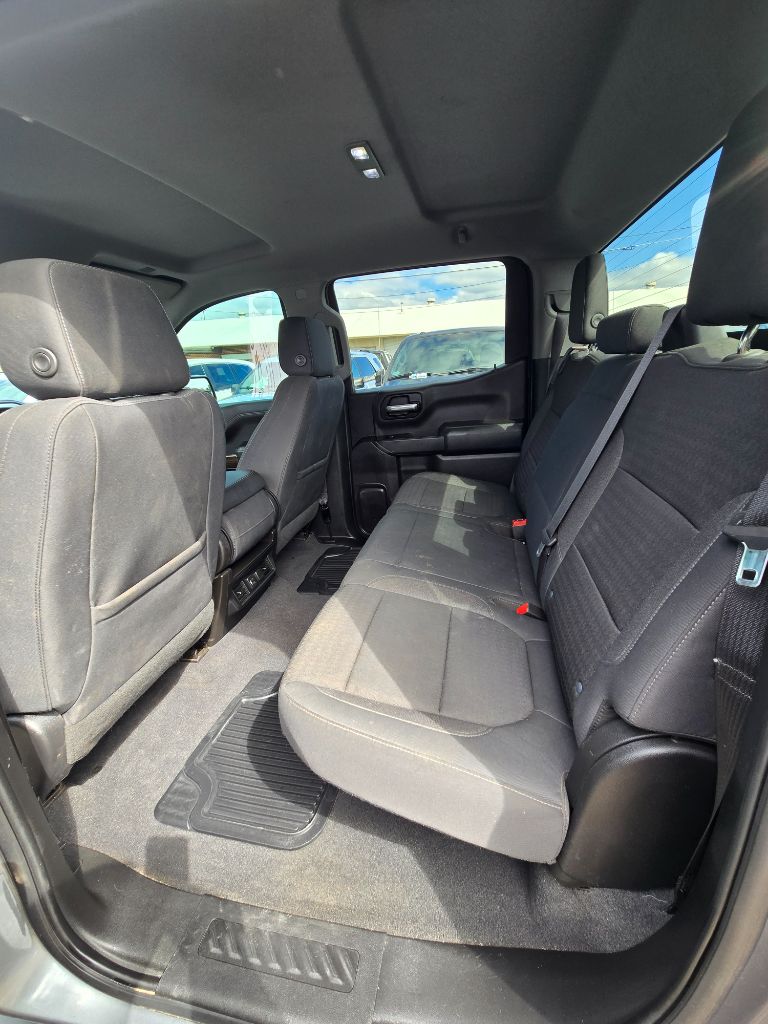 2019 Chevrolet Silverado - $20,950