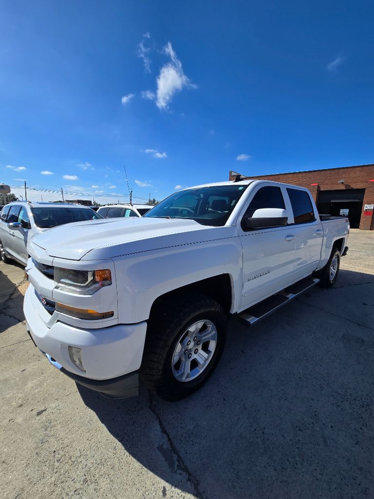 2018 Chevrolet Silverado - $14,950