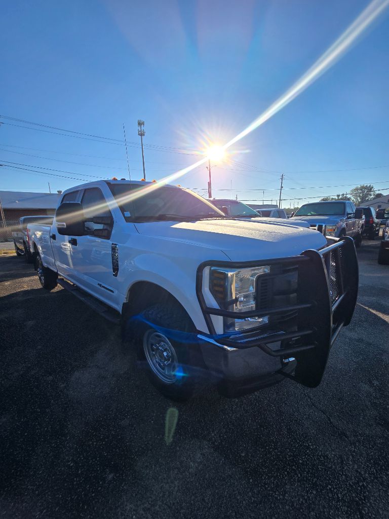 2019 Ford F-350 - $19,950