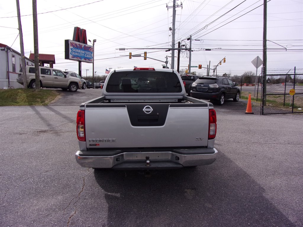2011 Nissan Frontier S photo