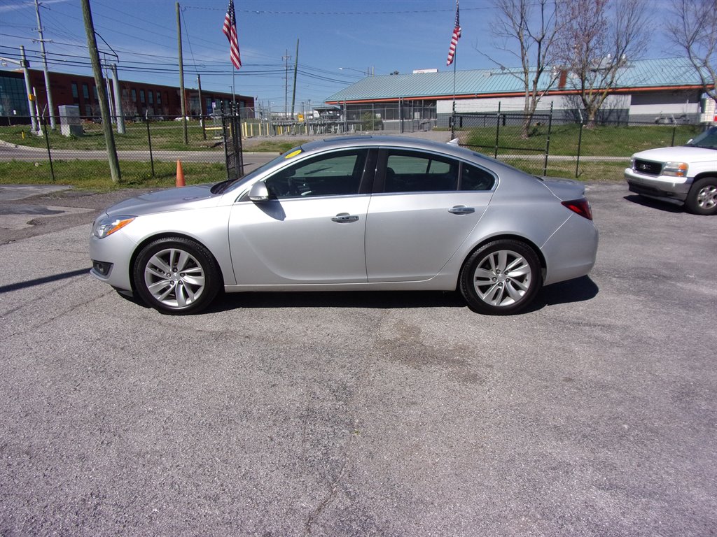 2014 Buick Regal Premium 1 photo