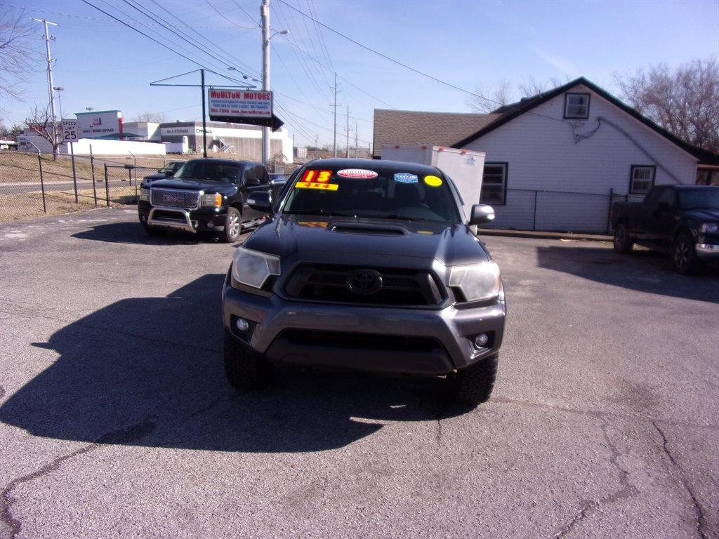 2013 Toyota Tacoma V6 photo