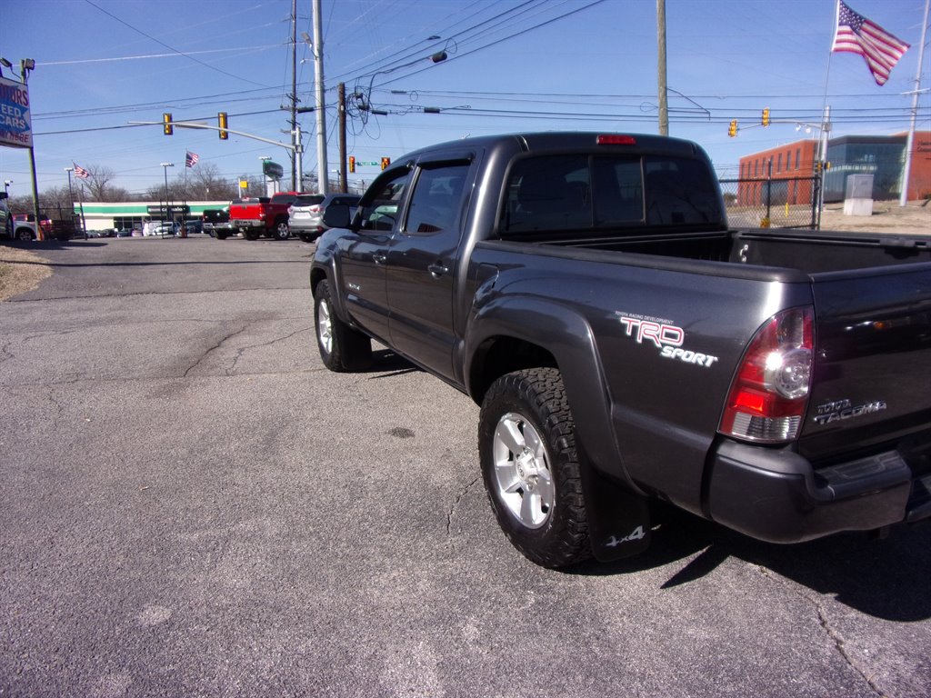2013 Toyota Tacoma V6 photo