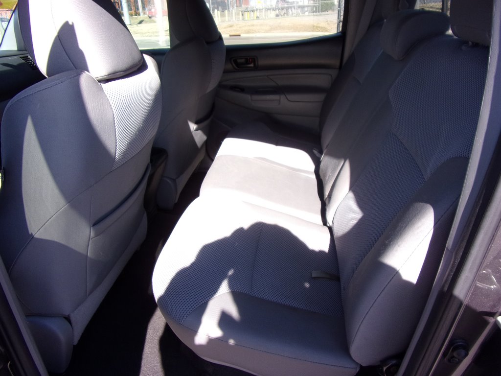 2013 Toyota Tacoma V6 photo