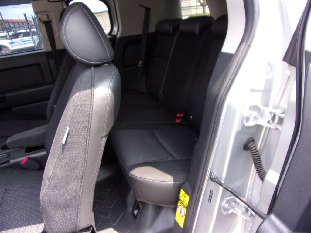 2007 Toyota FJ Cruiser photo