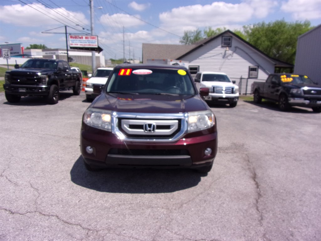 2011 Honda Pilot - $12,900