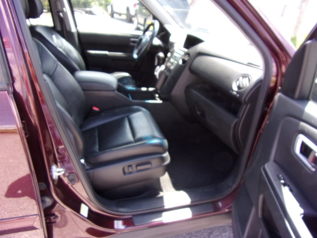 2011 Honda Pilot - $12,900