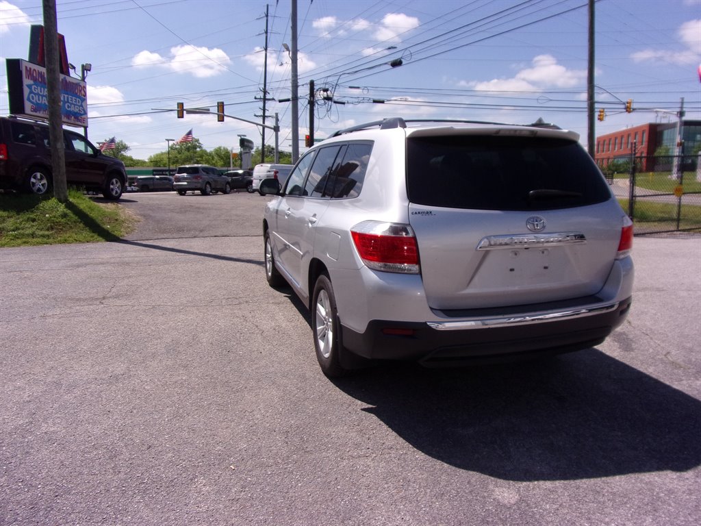 2013 Toyota Highlander photo