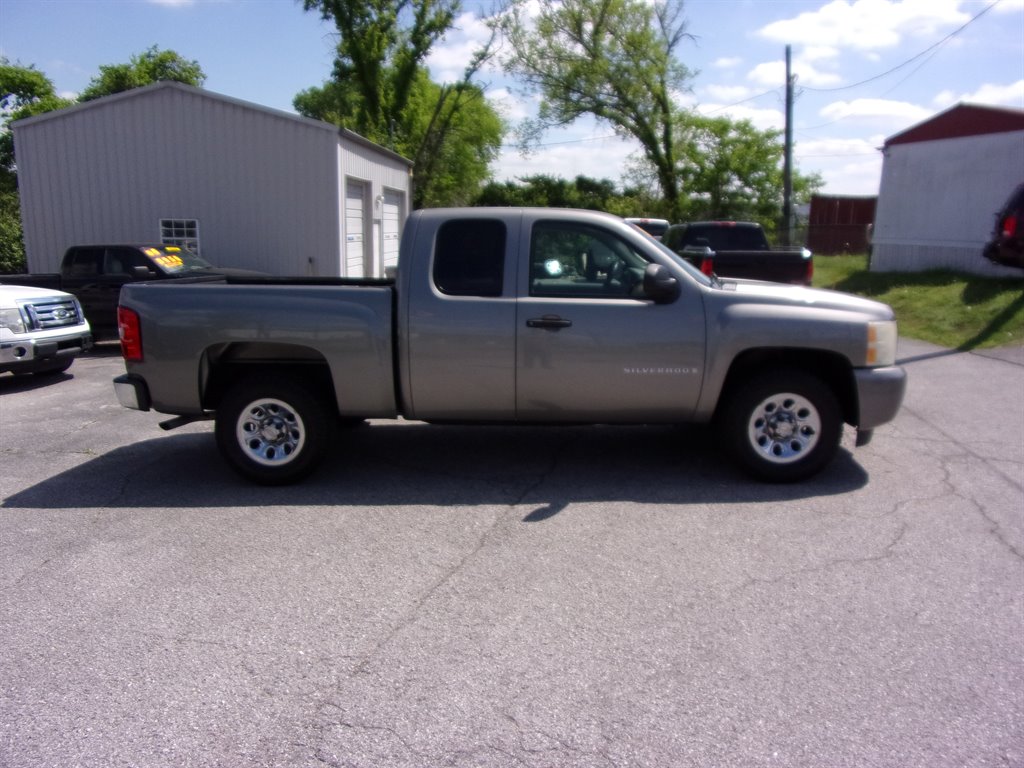 2007 Chevrolet Silverado 1500 Work Truck photo