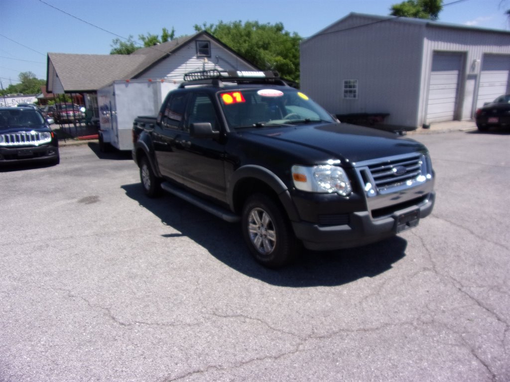 2007 Ford Explorer Sport Trac XLT photo