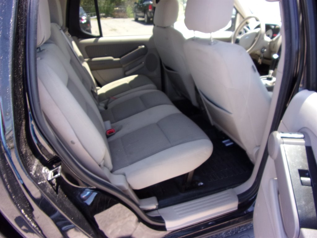 2007 Ford Explorer Sport Trac XLT photo